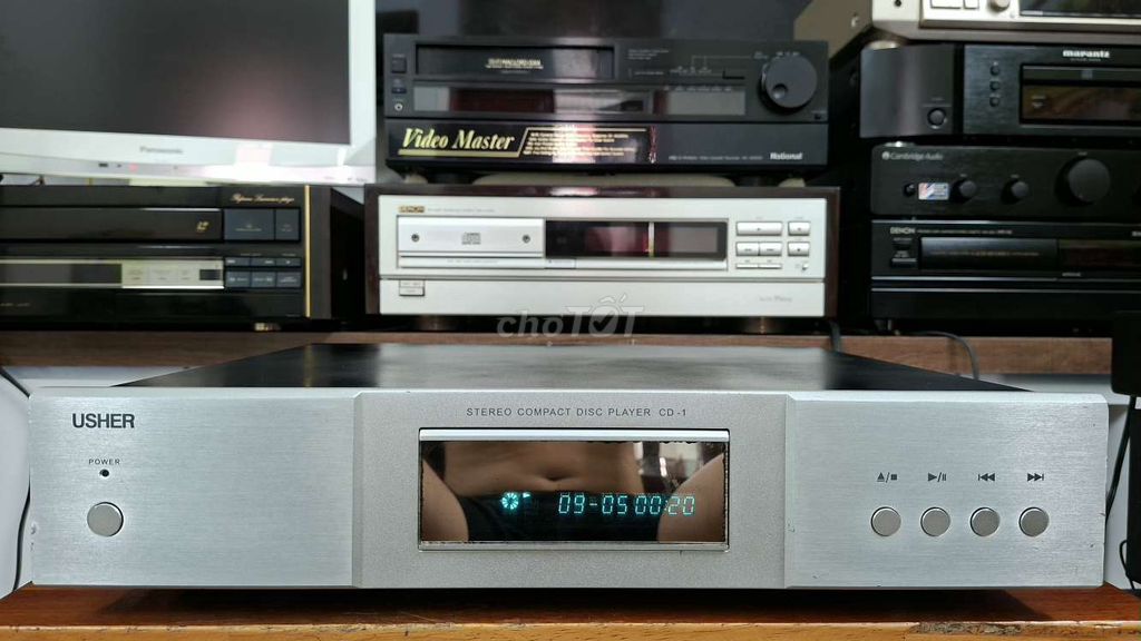 Đầu CD USHER CD-1. Mua bán Tivi, Âm thanh tại Huyện An Lão Hải Phòng được đăng bởi Hạnh hình 1