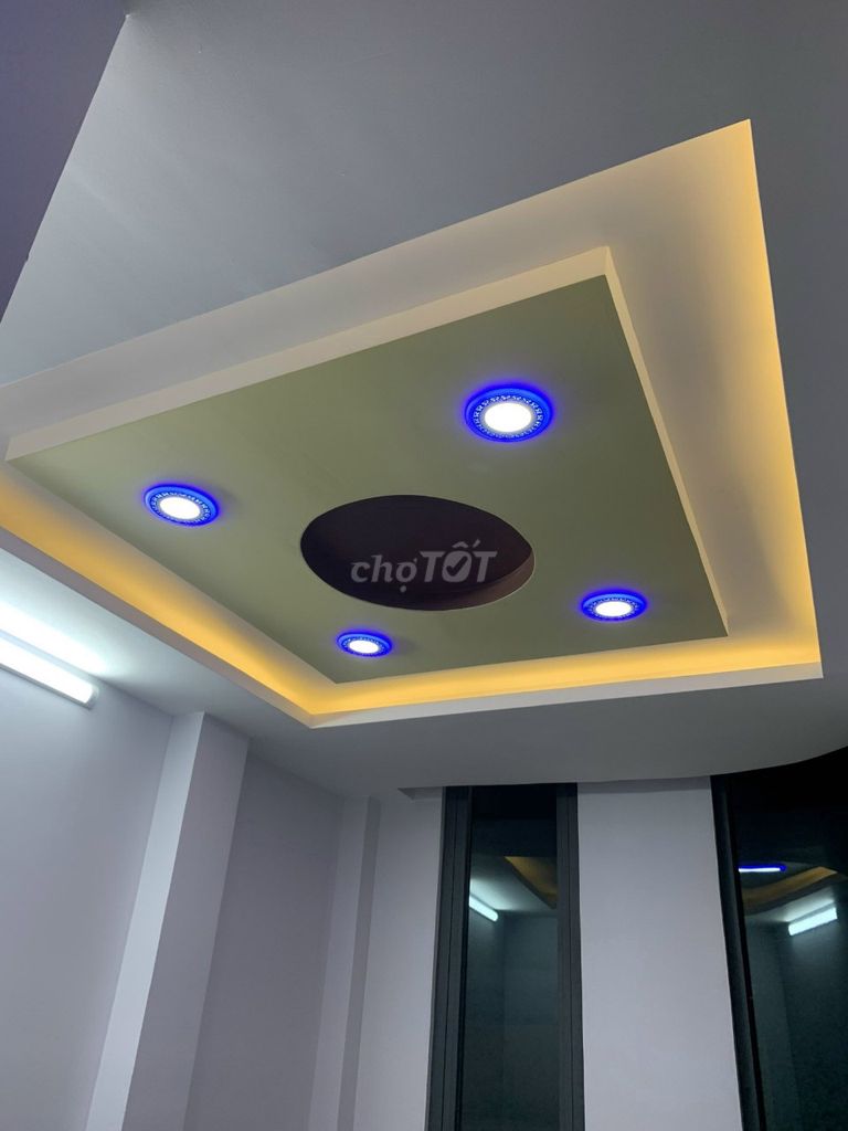 CHO THUÊ NHÀ GIÁ RẺ CHÍNH CHỦ 2MT 290A LÝ THÁI TỔ, P.1, Q.3, 16TR.