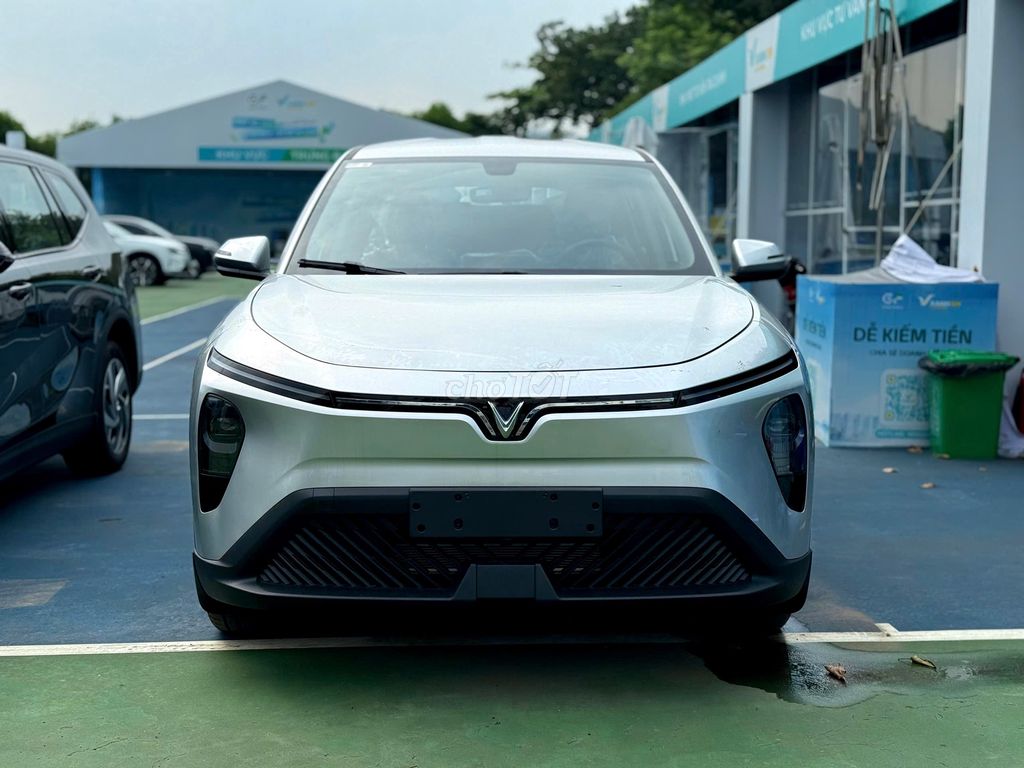 VINFAST LIMO GREEN ƯU ĐÃI LÊN ĐẾN 65 TRIỆU. Mua bán Ô tô tại Quận Tân Phú Tp Hồ Chí Minh được đăng bởi Chí Nhân VinFast hình 4