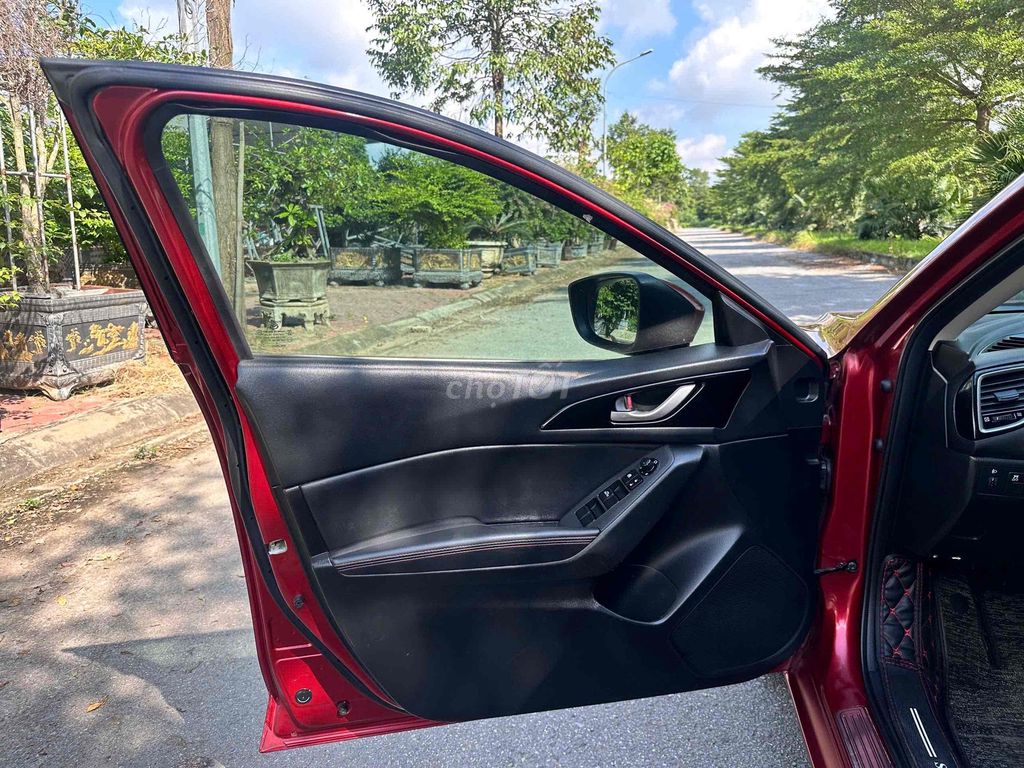 Mazda 3 2016 1.5 AT Sedan - 100000 km. Mua bán Ô tô tại Huyện Gia Lộc Hải Dương được đăng bởi Nhất Tín Ô Tô Hải Dương hình 9