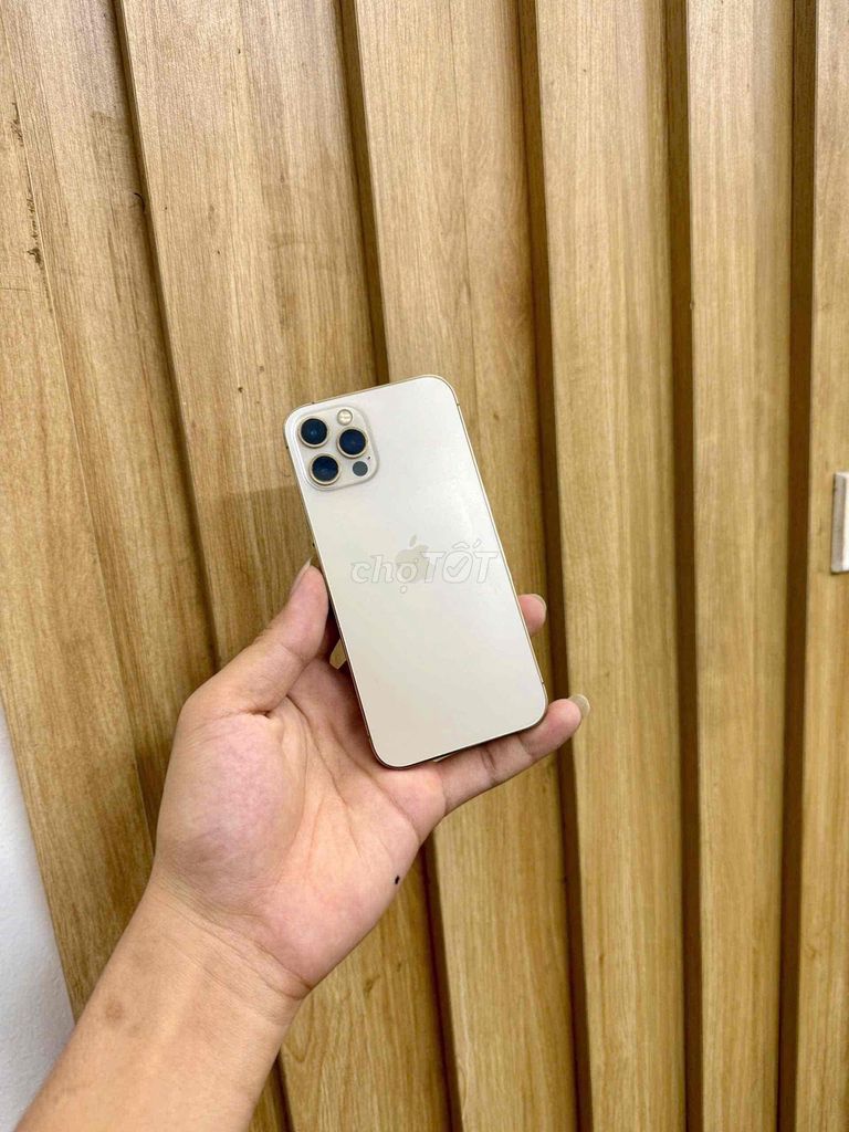 Apple iPhone 12 Pro 128GB Vàng 85%. Mua bán Điện thoại tại Quận Đống Đa Hà Nội được đăng bởi Hanoi moibile đức hình 1