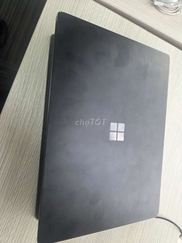 Surface Laptop 2 I7 8G 256G Full Full tính năng. Mua bán Laptop tại Quận Tân Bình Tp Hồ Chí Minh được đăng bởi Mr Phước hình 1