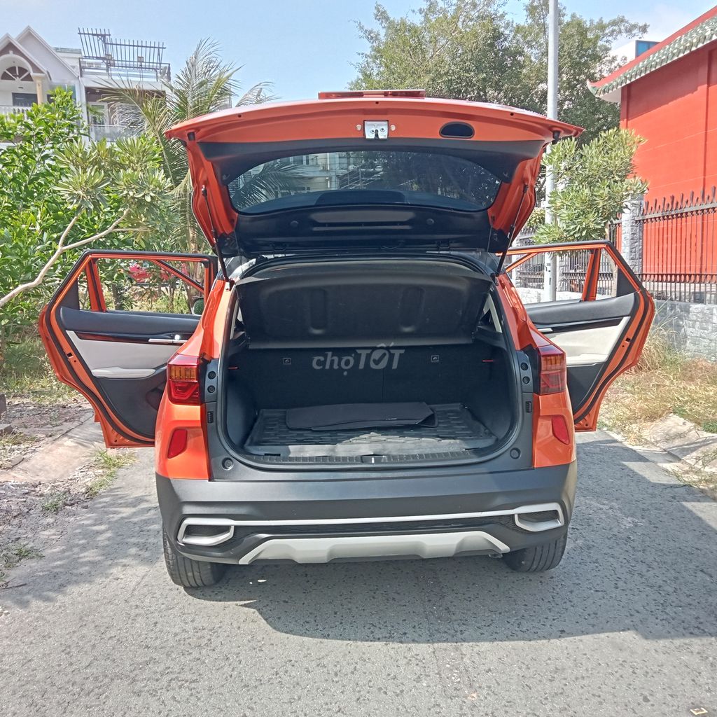 Kia Seltos 2021 Premium 1.4 AT turbo 62000k/h cọp. Mua bán Ô tô tại Thành phố Thủ Dầu Một Bình Dương được đăng bởi TanLe hình 9
