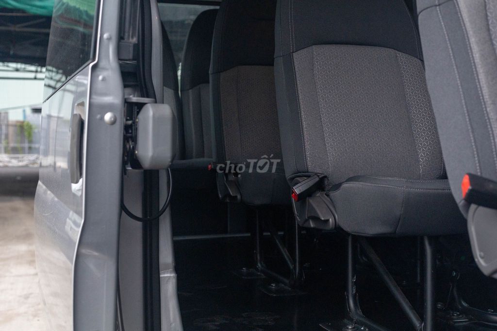 Ford Transit 2023  - 60000 km. Mua bán Ô tô tại Quận Bình Tân Tp Hồ Chí Minh được đăng bởi Nguyễn Khánh Bình hình 16