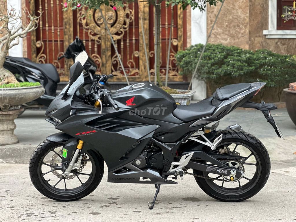 Honda CBR 2023 có trả góp trao đổi ✅. Mua bán Xe máy tại Quận Thanh Xuân Hà Nội được đăng bởi Phú Lý hình 5