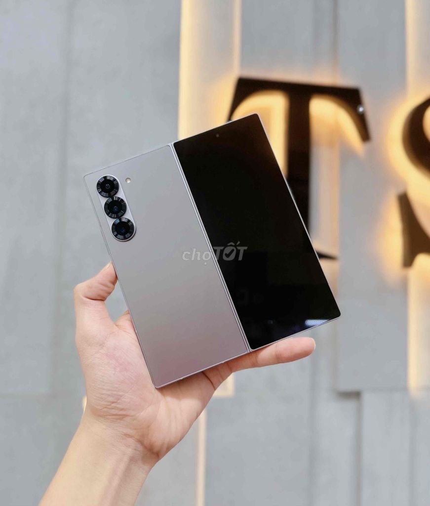 Samsung Z Fold 6 512GB Gray Ngoại Hình 99%. Mua bán Điện thoại tại Quận Thanh Khê Đà Nẵng được đăng bởi Thiện Lê TShop 16 Lê Đình Lý hình 1