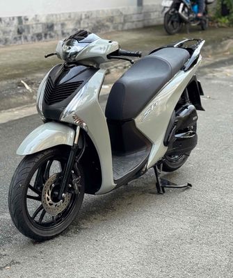 Honda SH 150i 2016 Xanh đen. Mua bán Xe máy tại Quận Gò Vấp Tp Hồ Chí Minh được đăng bởi CHXM 86 chuyên bán xe trả góp hình 1