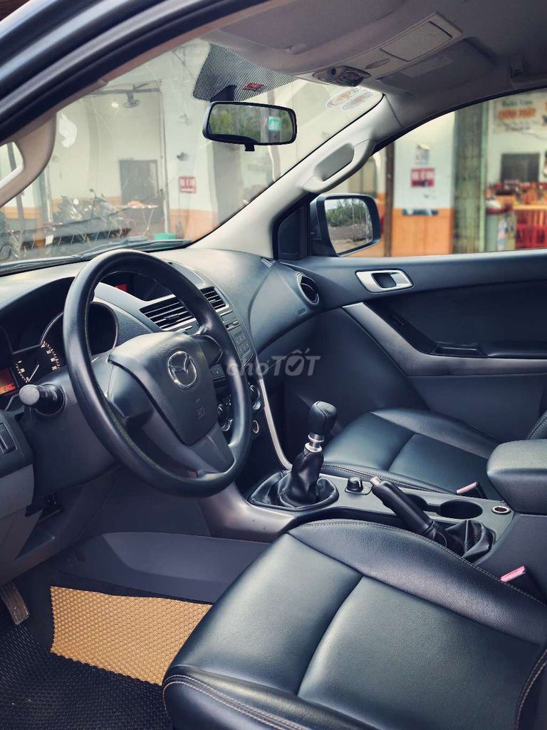 Mazda BT50 2017 số sàn 2 cầu. Mua bán Ô tô tại Thành phố Pleiku Gia Lai được đăng bởi Trần Tiến Phát hình 8