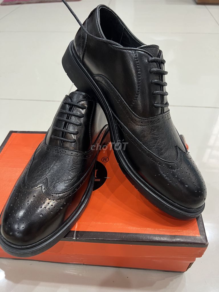 Giầy vợ đặt nhầm size thanh lý giá rẻ mới 100%. Mua bán Giày dép tại Quận Long Biên Hà Nội được đăng bởi Dũng hình 1