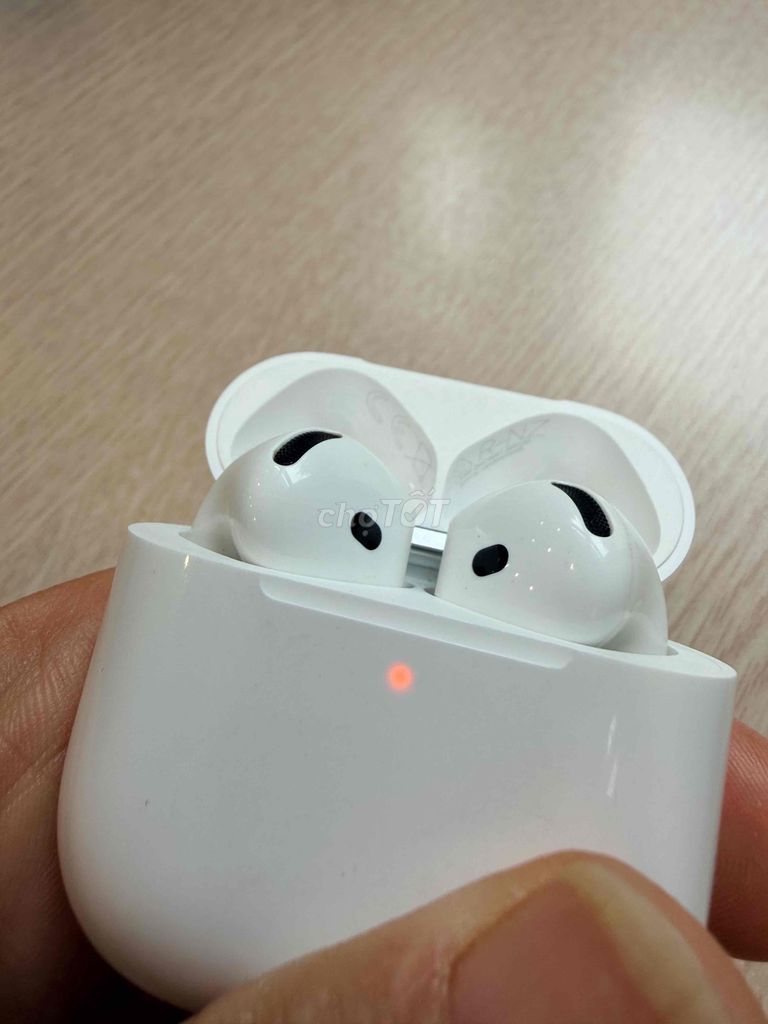 Tai nghe Apple AirPods 4 (ANC) Trắng. Mua bán Tivi, Âm thanh tại Quận Long Biên Hà Nội được đăng bởi Thắng hình 1