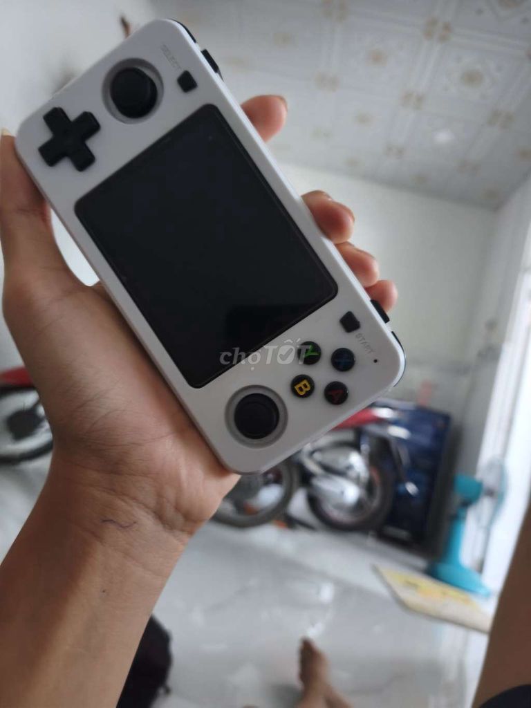 Máy chơi game cầm tay R36H Trắng 64GB. Mua bán Thiết bị chơi game tại Huyện Diên Khánh Khánh Hòa được đăng bởi Khoi Minh hình 1