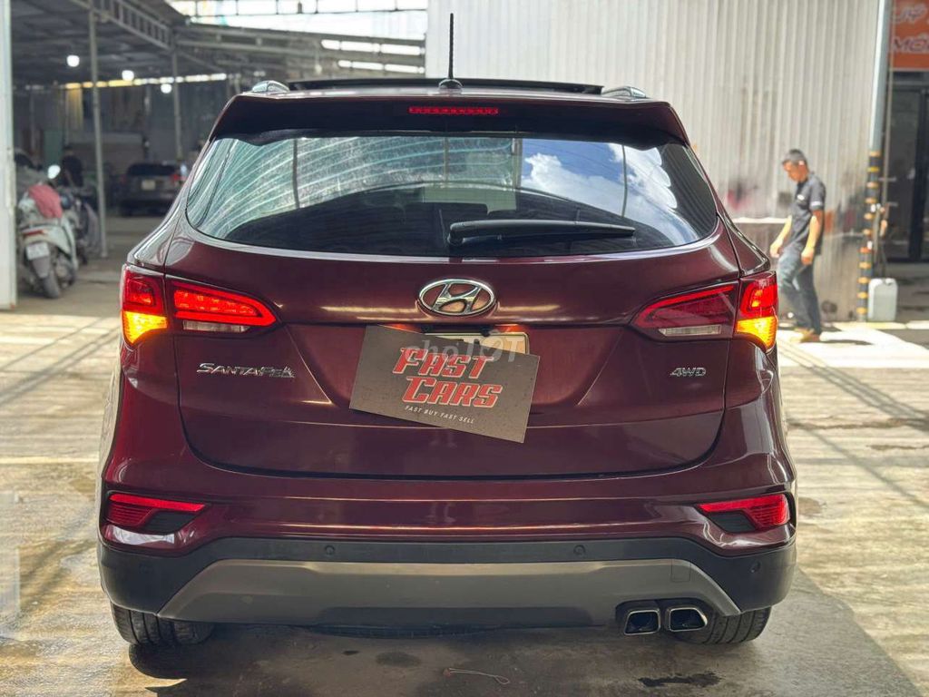 Hyundai Santafe 2018 máy xăng 2.4L 2 cầu,màu đỏ. Mua bán Ô tô tại Quận Bình Tân Tp Hồ Chí Minh được đăng bởi Son Do hình 6