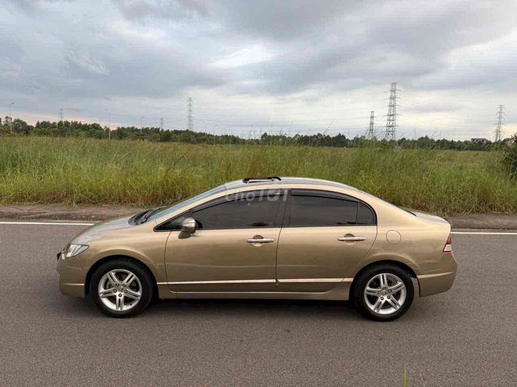 Honda Civic 2009 - 97000 km. Mua bán Ô tô tại Thành phố Thủ Dầu Một Bình Dương được đăng bởi Quốc An hình 6