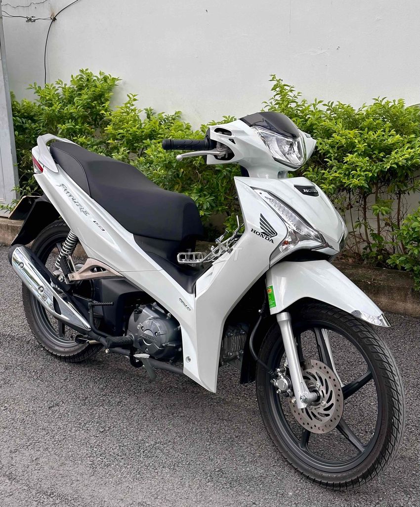 Honda Future 2022 chính chủ chạy ít biển số đẹp