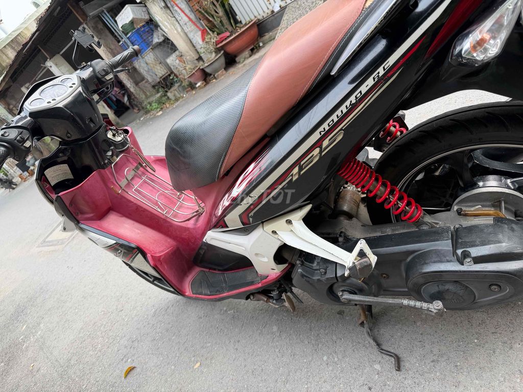 Yamaha Novo 4 2011 Đen Đỏ Trắng. Mua bán Xe máy tại Huyện Hóc Môn Tp Hồ Chí Minh được đăng bởi Hoàng Anh Tuấn hình 4
