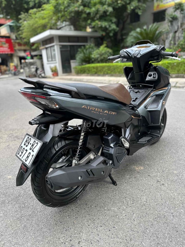 Honda Airblade 2021!! 150 A.B.S.. 89B2-097.81. Mua bán Xe máy tại Quận Hoàng Mai Hà Nội được đăng bởi Xe Máy Quân Oanh  hình 3