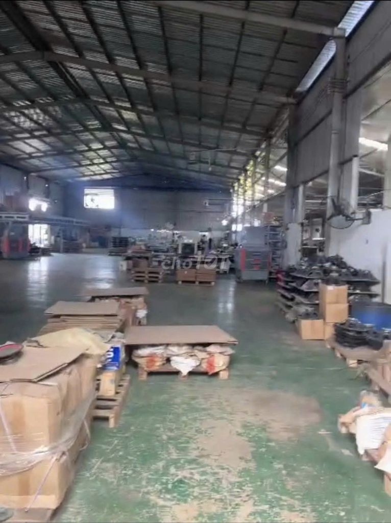 Bán gấp nhà xưởng trên đất 1900m2 đường lớn tại Đức Hoà Thượng,Long An. Mua bán văn phòng, mặt bằng kinh doanh tại Huyện Đức Hòa Long An được đăng bởi Chợ Địa Ốc hình 4