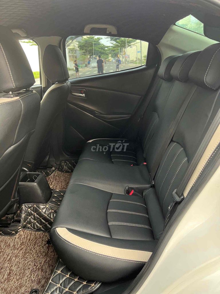 Mazda 2 2018  1.5 AT Sedan - 88000 km. Mua bán Ô tô tại Huyện Vĩnh Cửu Đồng Nai được đăng bởi MR PHÁT OTO LƯỚT hình 9