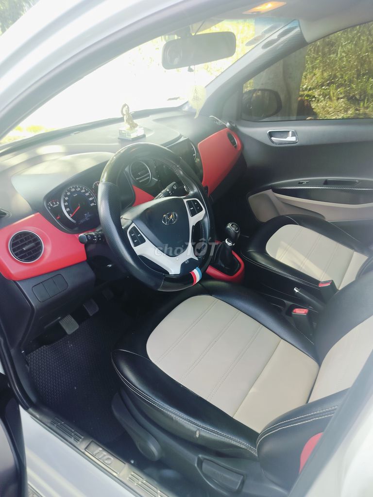 Hyundai Grand i10 2017 1.0 MT - 2 km