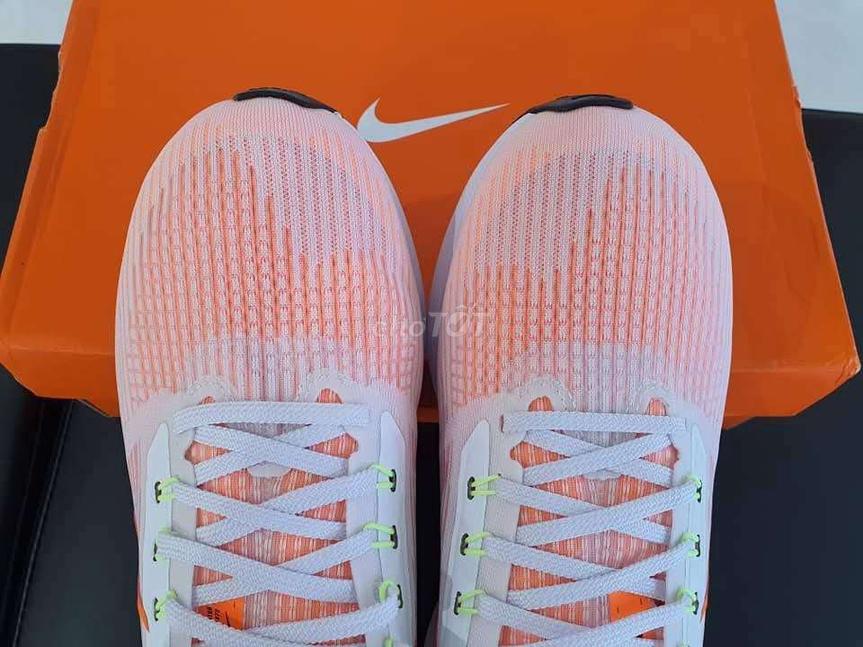 THANH LÝ GIÀY CHẠY BỘ NIKE CHƯA QUA SỬ DỤNG