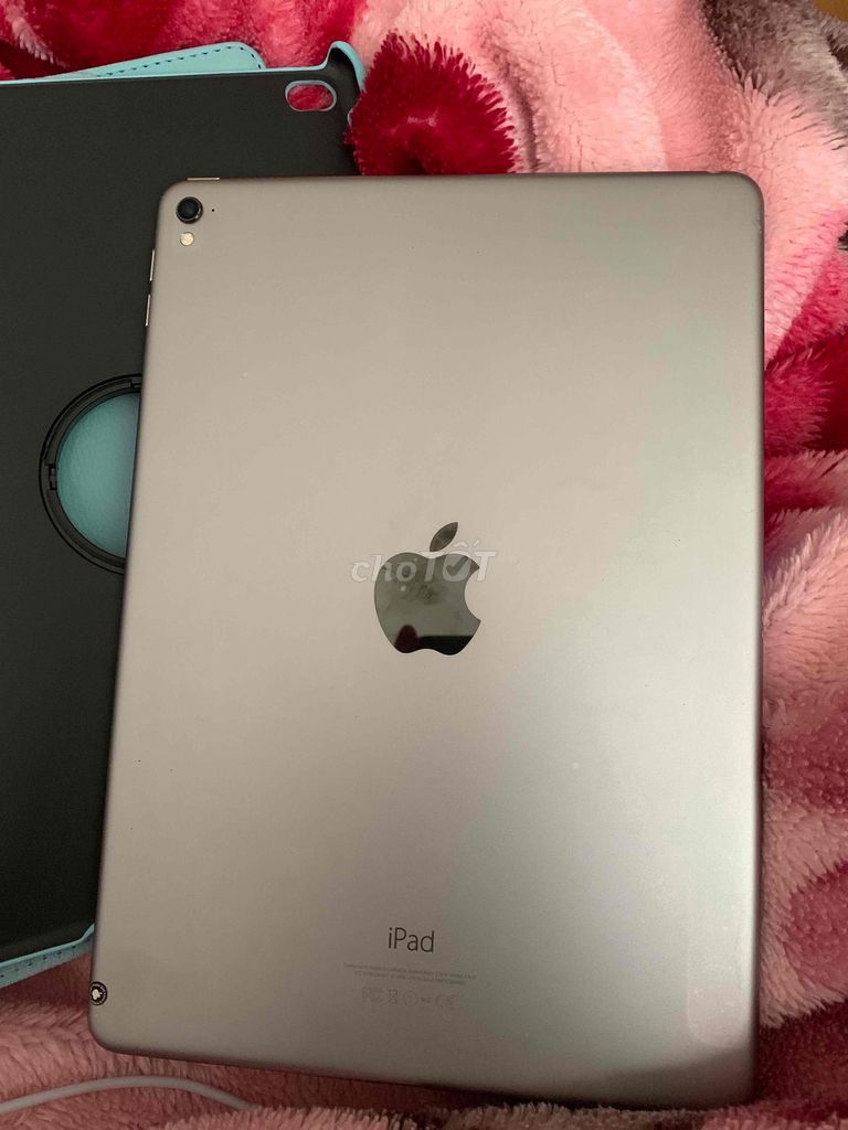 Ipad Pro 9,7 , Nguyên zin mới sài 2 ngày