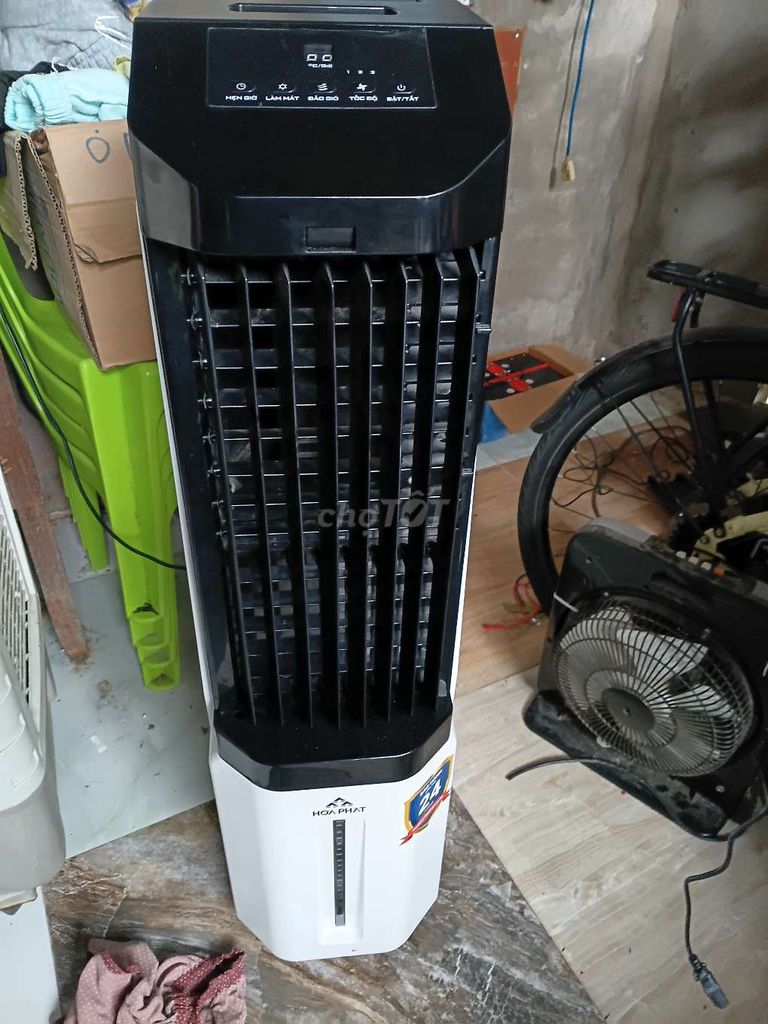 Quạt hơi nước Hòa Phát Trắng, Đen. Mua bán Quạt tại Thành phố Long Xuyên An Giang được đăng bởi XE ĐIỆN LONG XUYÊN hình 1