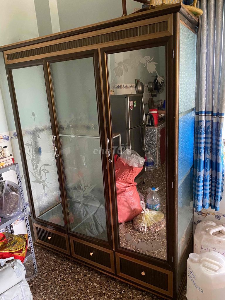 Tủ quần áo nhôm kính 1.4x1.8m. Mua bán Tủ, kệ gia đình tại Huyện Thống Nhất Đồng Nai được đăng bởi Liên hệ Zalo hình 1