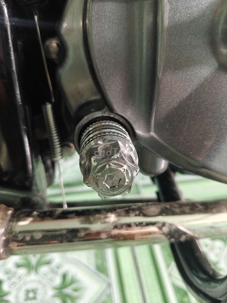 Phụ tùng xe máy Kim loại Bạc. Mua bán Phụ tùng xe tại Quận Cái Răng Cần Thơ được đăng bởi Đạt Lê hình 1