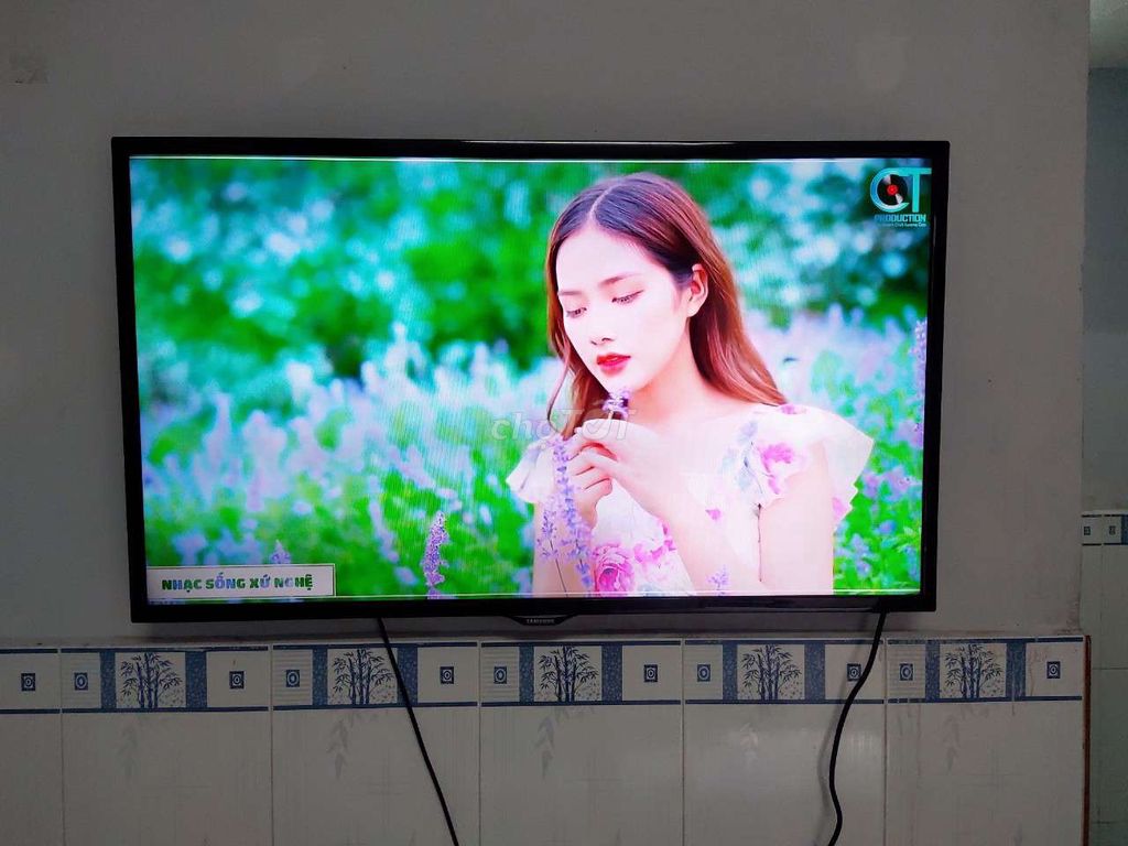 về quê tl lại tivi internet samsung 32in . Mua bán Tivi, Âm thanh tại Thành phố Thuận An Bình Dương được đăng bởi Lưu  hình 1