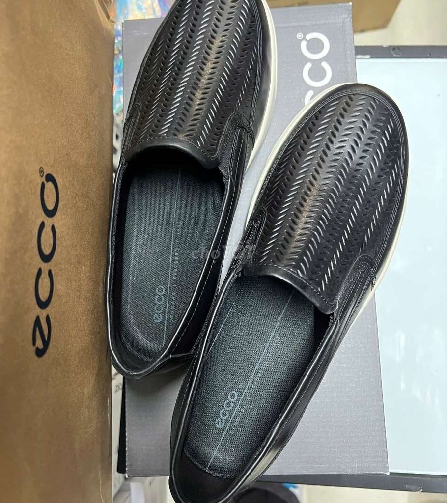 THANH LÝ GIÀY NAM HIỆU ECCO SIZE 42 CÒN MỚI 100%