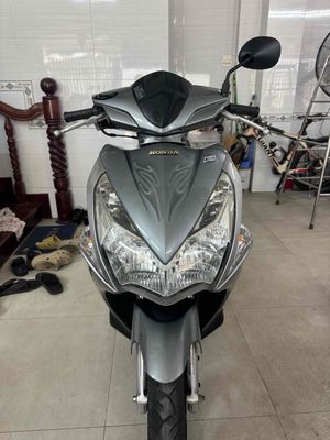 Honda Air Blade Đời 2012 Màu Hoa Văn Cực Đẹp... Mua bán Xe máy tại Thành phố Long Xuyên An Giang được đăng bởi Cửa Hàng Xe Minh Hạnh