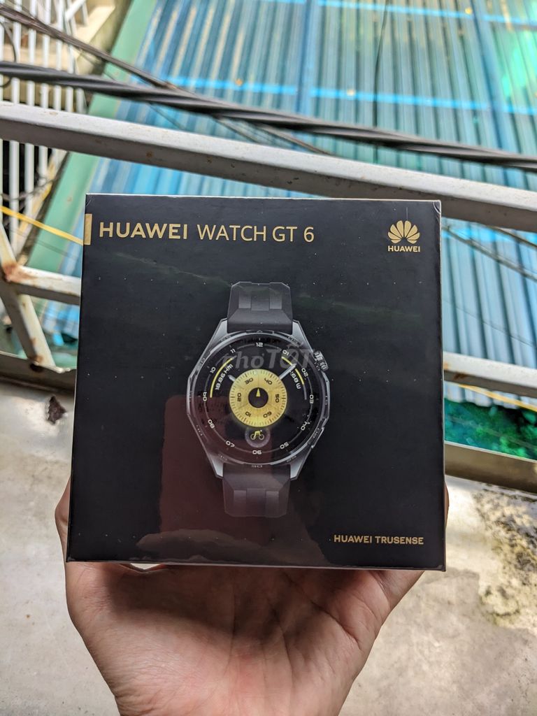 Huawei GT 6 mới, được tặng không dùng đem bán. Mua bán Thiết bị đeo thông minh tại Quận Hai Bà Trưng Hà Nội được đăng bởi Lý Tất Đạt hình 1