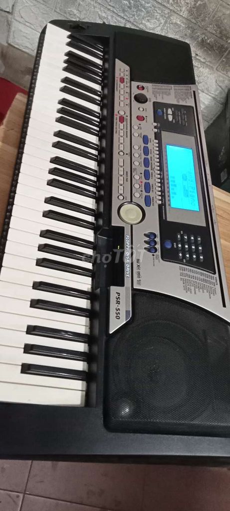 Đàn organ Yamaha psr550 mới