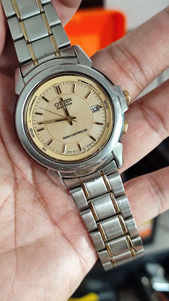 Đồng hồ Citizen Eco-Drive Kim loại Bạc Vàng. Mua bán Đồng hồ tại Thành phố Rạch Giá Kiên Giang được đăng bởi Thích Đồng Hồ hình 1