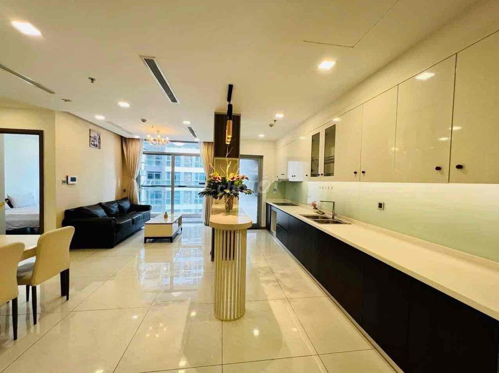 Cho thuê 3PN Vinhomes Central Park , full nt cao cấp, bao phí QL