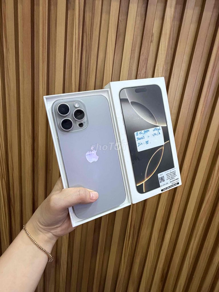 iPhone 16 Pro Max 256GB VN  Fullbox. Mua bán Điện thoại tại Quận 10 Tp Hồ Chí Minh được đăng bởi Đăng Sơn Store hình 1
