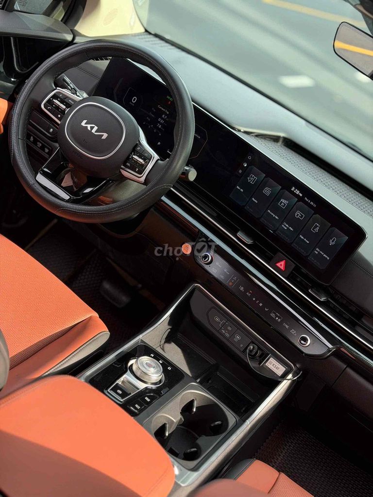 Carnival Signature 2.2 form 2025 odo mới 20.000km. Mua bán Ô tô tại Quận 1 Tp Hồ Chí Minh được đăng bởi Nguyên hình 9