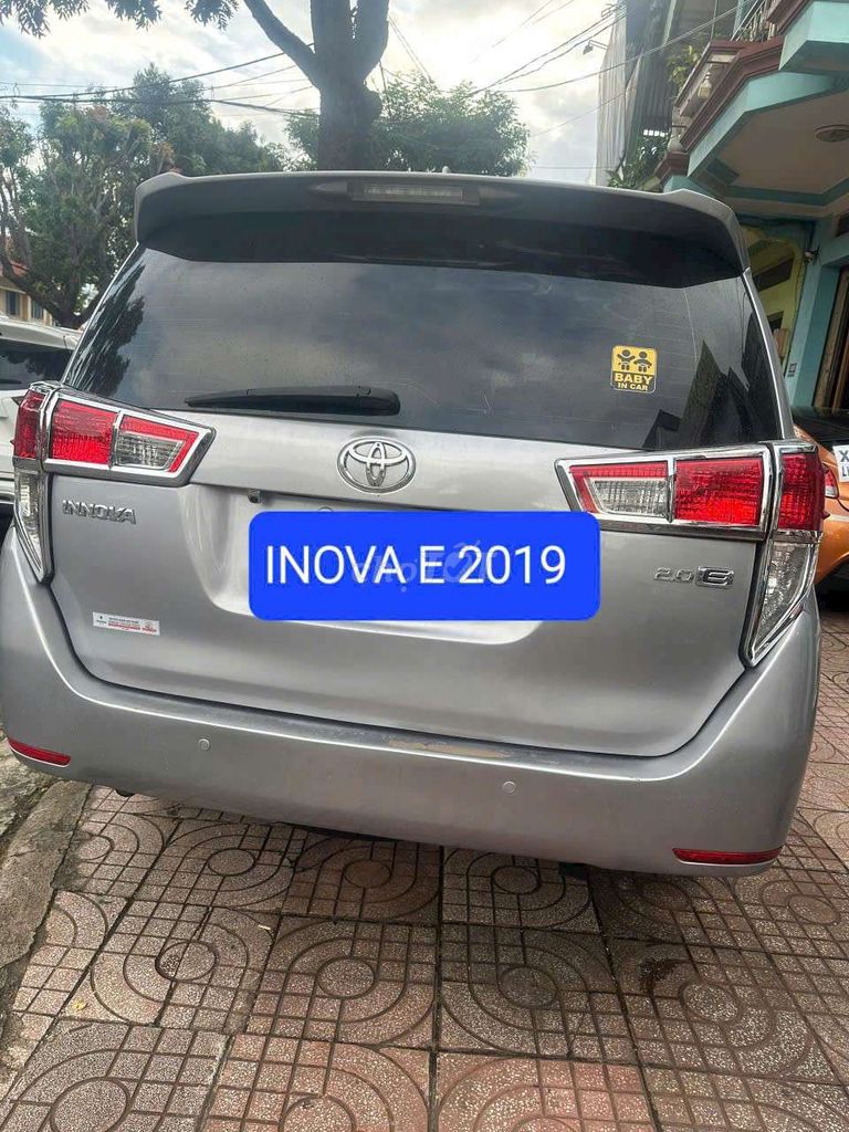Innova 2019 2.0E - 105000 km. Mua bán Ô tô tại Thành phố Buôn Ma Thuột Đắk Lắk được đăng bởi Thủy Nguyễn hình 2