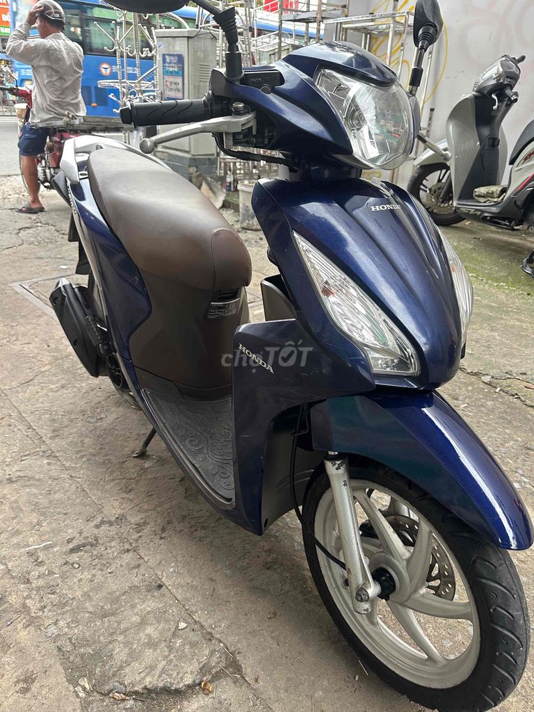 Vision 2015. Máy ngon. BSTP cavet đầy đủ, cccd chủ. Mua bán Xe máy tại Quận Bình Thạnh Tp Hồ Chí Minh được đăng bởi Lê Nhân hình 4