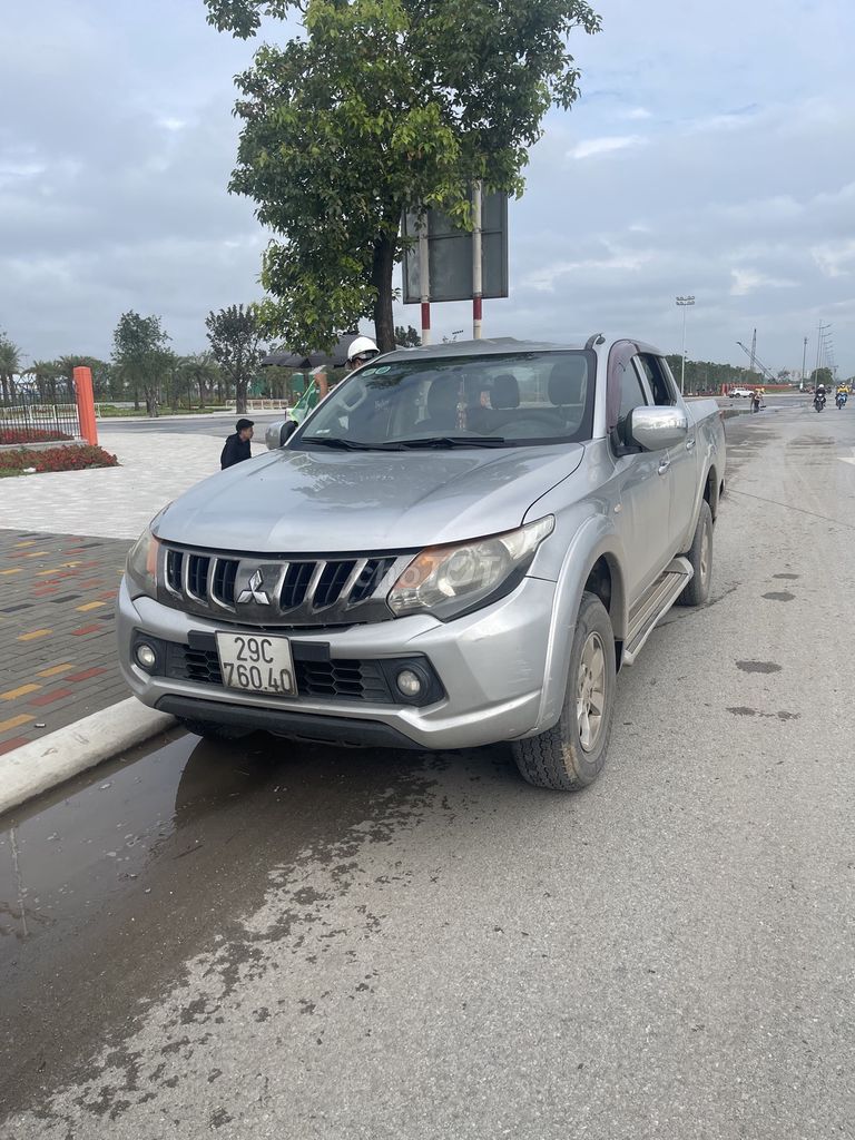 Mitsubishi Triton 2017 4x2 AT - 300000 km. Mua bán Ô tô tại Quận Hà Đông Hà Nội được đăng bởi Nguyen Van Vu hình 13