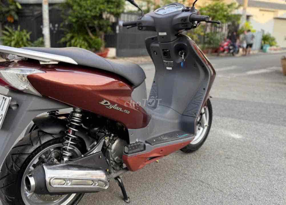 Dylan 150 nhập Ý - Xe Chuẩn 100%. Mua bán Xe máy tại Quận Gò Vấp Tp Hồ Chí Minh được đăng bởi Thắng Tài Lộc hình 6
