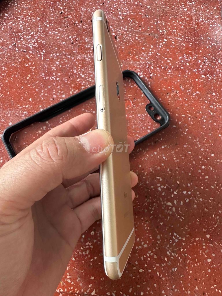 Iphone 6s plus. 64gb Quốc Tế