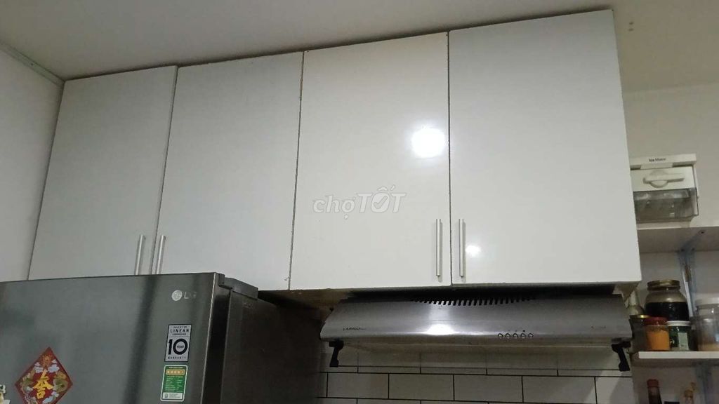 Tủ bếp treo tường MDF trắng 4 cánh. Mua bán Tủ, kệ gia đình tại Quận Tân Phú Tp Hồ Chí Minh được đăng bởi Thanh Van hình 1