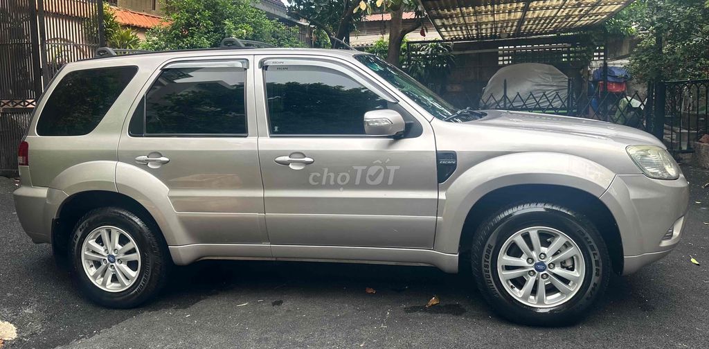 Ford Escape 2013 XLS 2.3 AT 4X2 - 102000 km. Mua bán Ô tô tại Quận 11 Tp Hồ Chí Minh được đăng bởi Hải Trần hình 4
