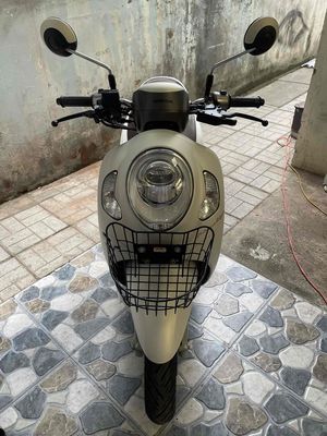 Honda Scoopy 2023 Trắng kem. Mua bán Xe máy tại Quận Bình Thuỷ Cần Thơ được đăng bởi le thuong