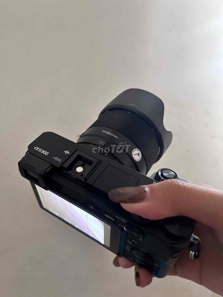Máy ảnh Sony a6300+lens 50 Đen bị mực màn. Mua bán Máy ảnh, Máy quay tại Thành phố Thủ Dầu Một Bình Dương được đăng bởi Sốp Sốp hình 1