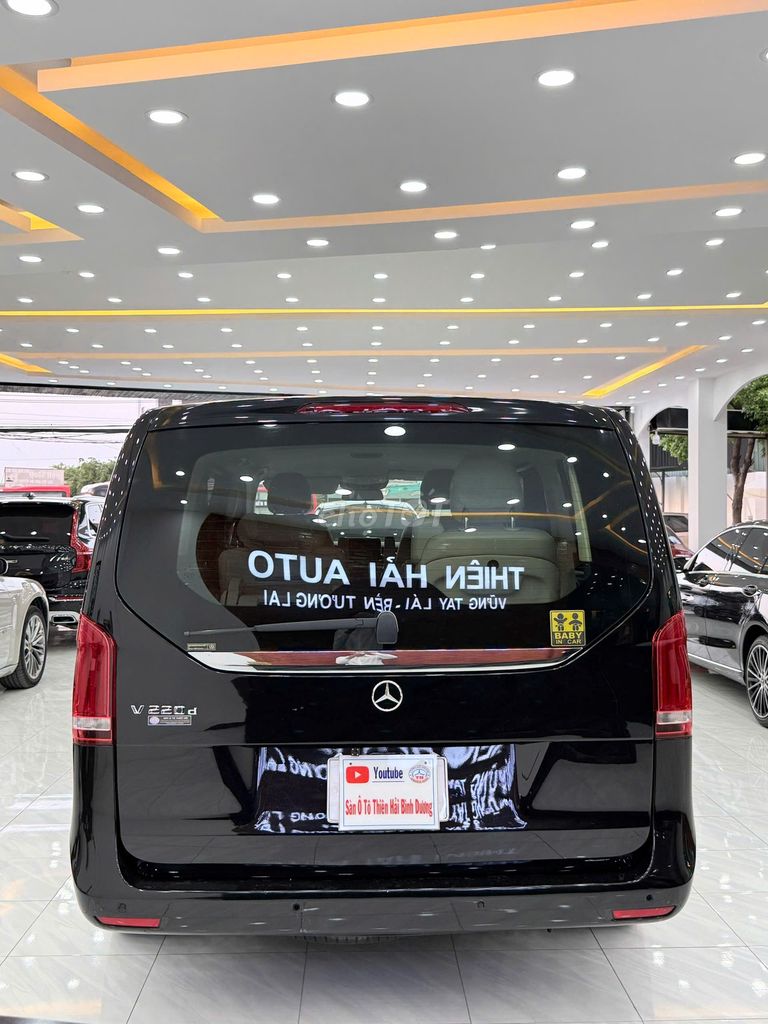 Mercedes Benz V Class 2015 V220d CDI - 122000 km. Mua bán Ô tô tại Quận 5 Tp Hồ Chí Minh được đăng bởi Ô Tô Thiên Hải  hình 4