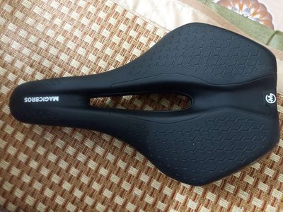 Yên xe đạp hãng Magicbros mua mới chưa sử dụng. Mua bán Phụ tùng xe tại Huyện Gia Lâm Hà Nội được đăng bởi Thanh Bình