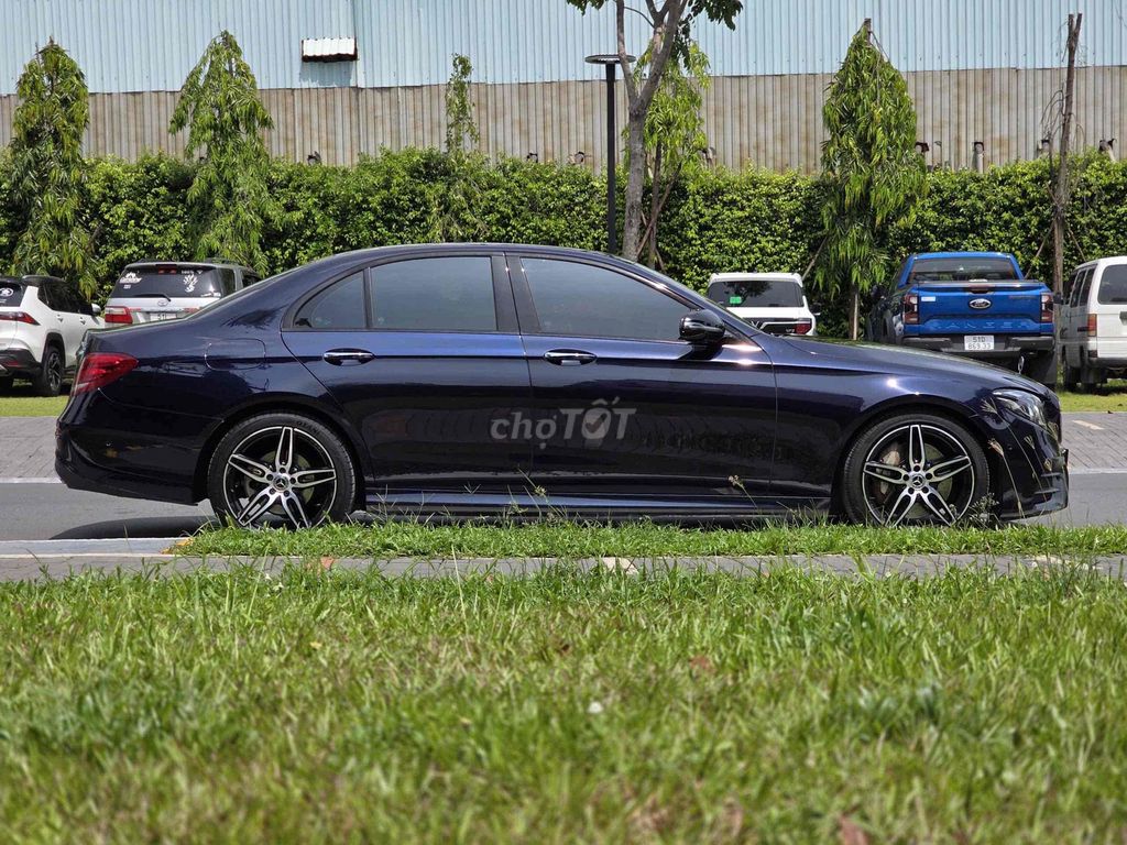Mercedes Benz E300 AMG - 22.222 Km. Mua bán Ô tô tại Quận Bình Tân Tp Hồ Chí Minh được đăng bởi Lê Minh Quý hình 4