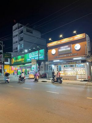Townhouse 136.1 m² · 2 bed · Đường Trần Đại Nghĩa